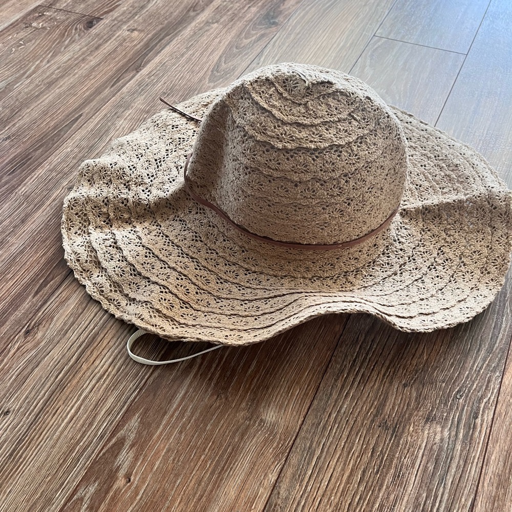 Floppy Sun Hat NWT